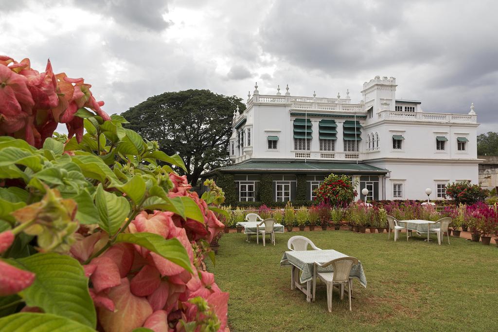 The Green Hotel Майсур Экстерьер фото